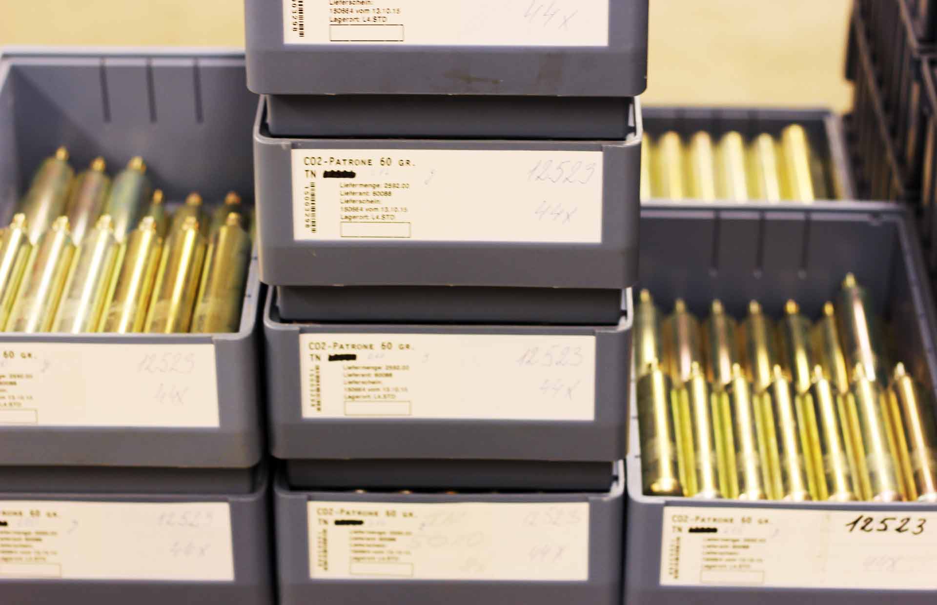 The CO2-cartridges are numbered and tested one by one