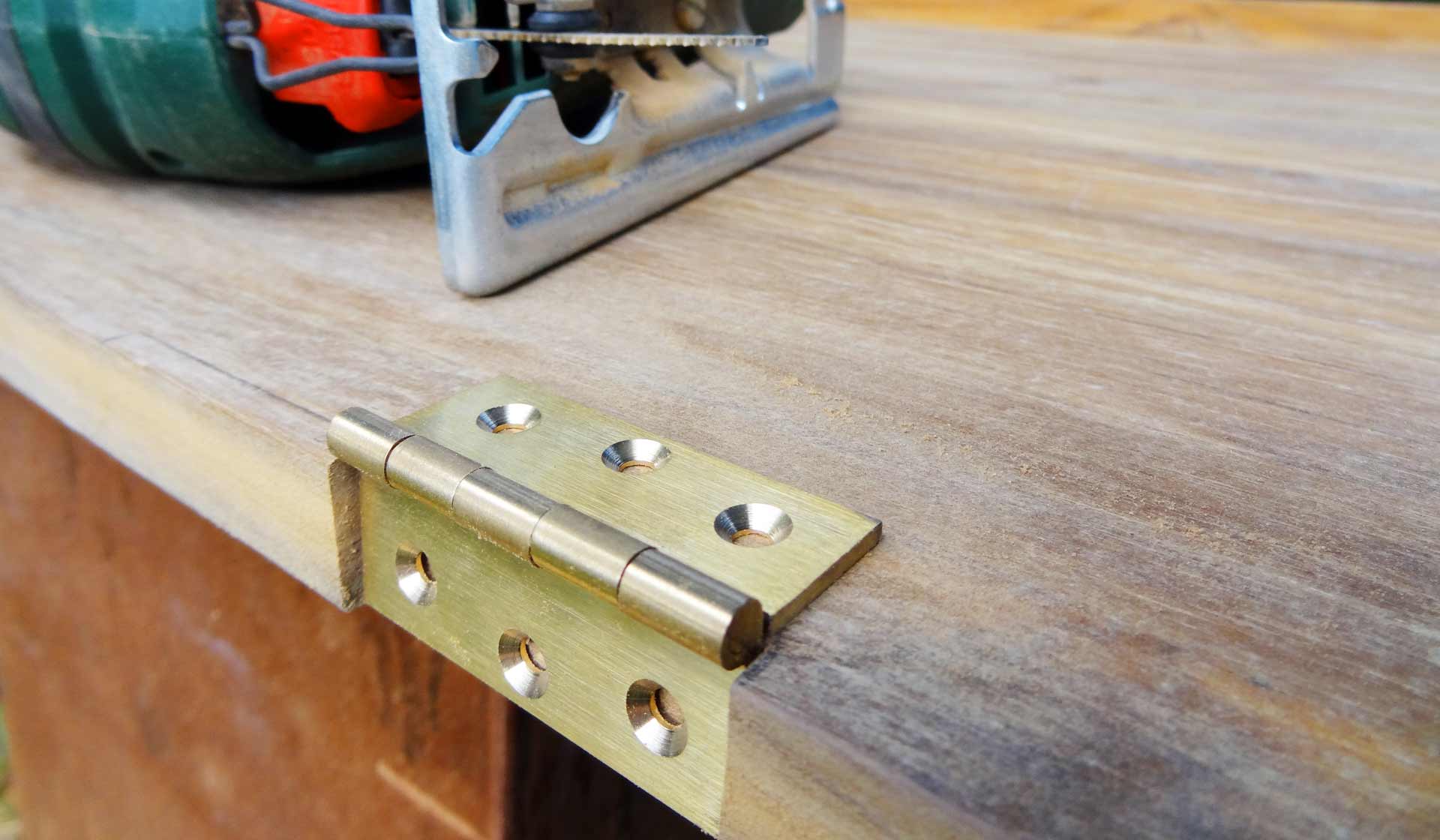 Slots for the hinges