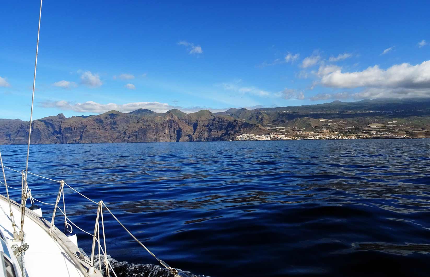 Sailing in (this time) calm Canarian waters