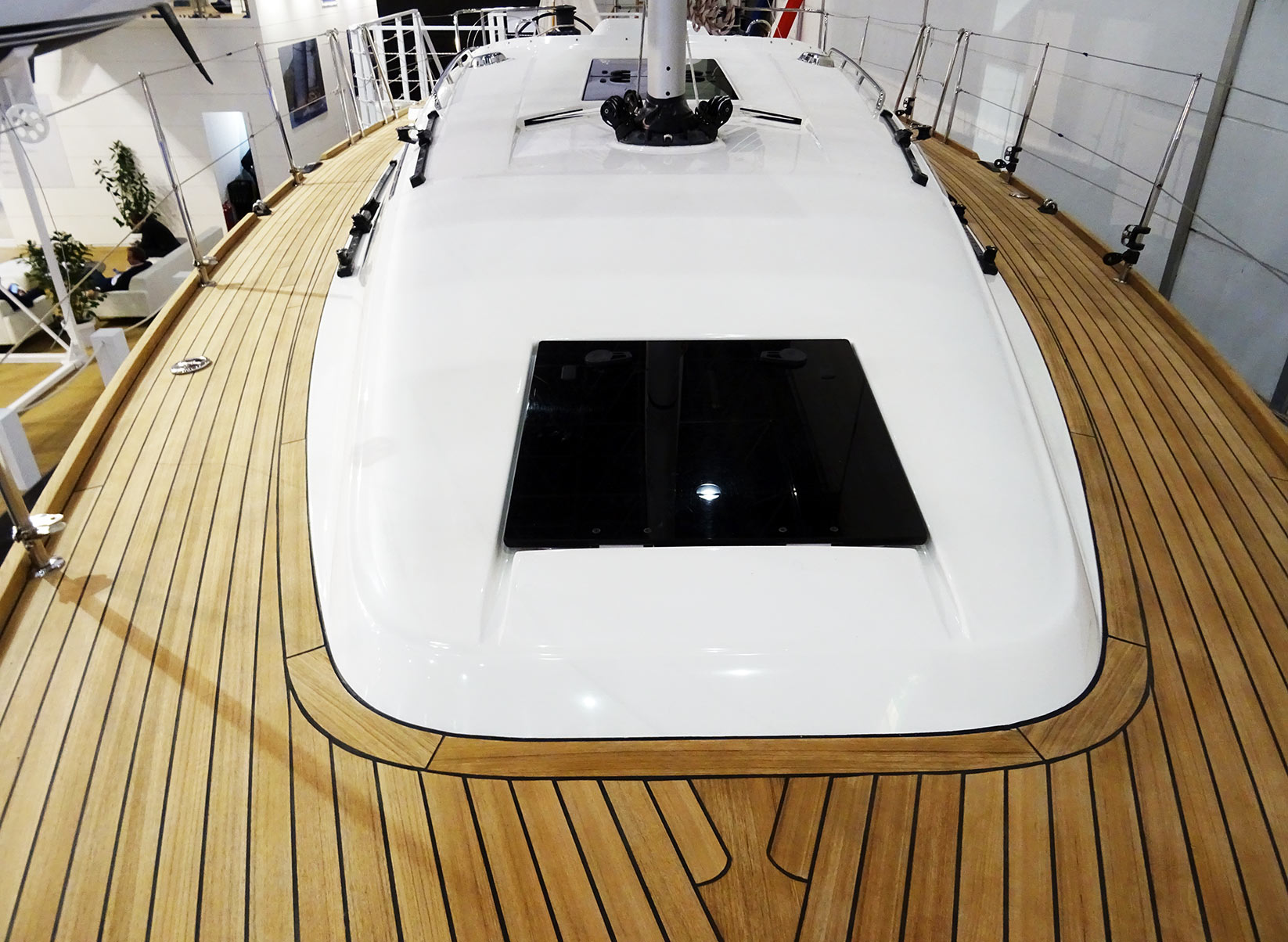 maxi 1200 yacht