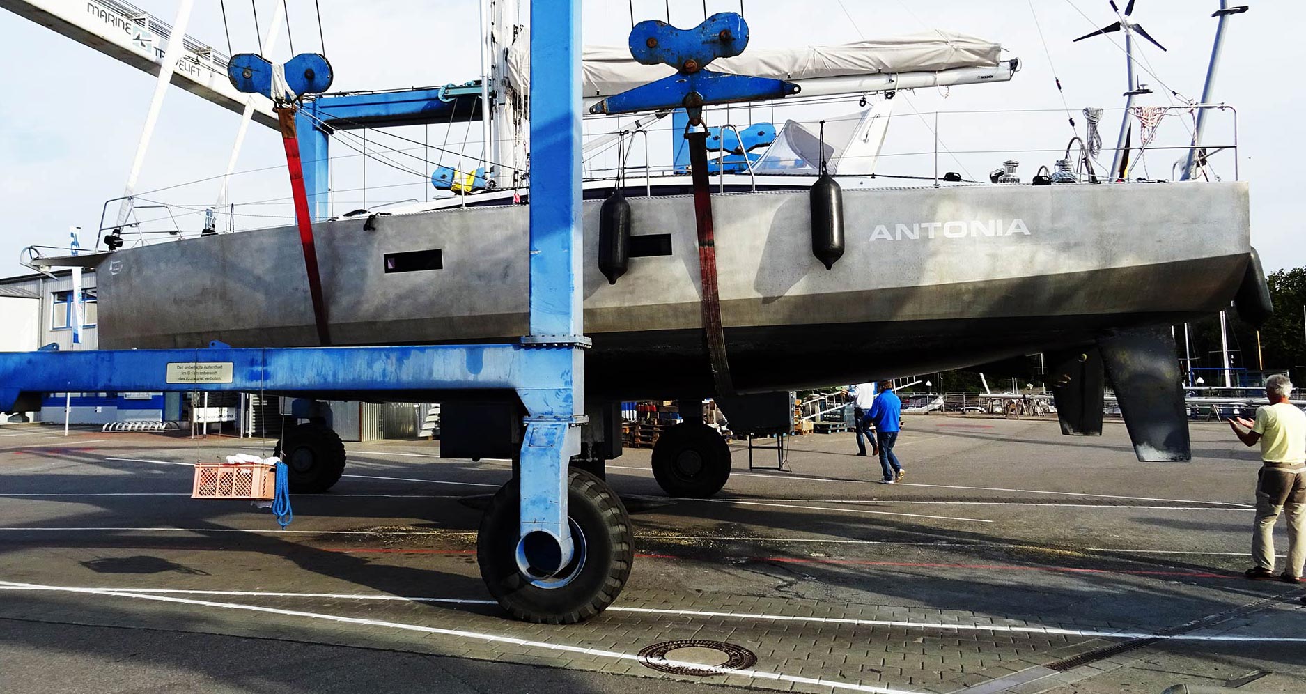 berckemeyer yacht bristol 35