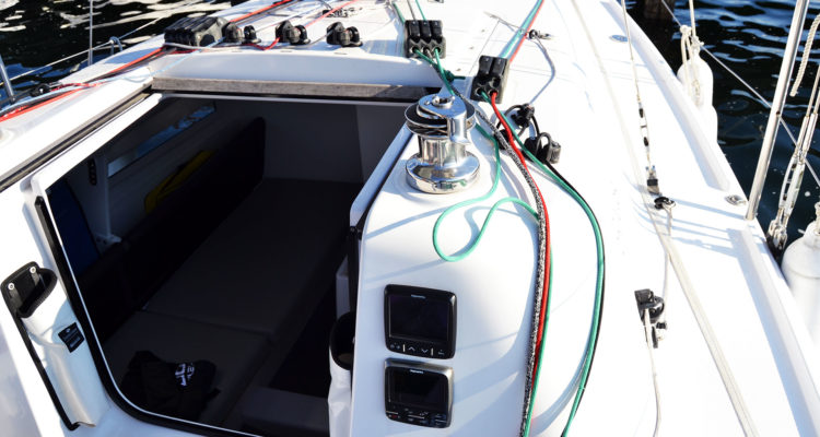 Think Seascape: Sailing the new Beneteau First 27