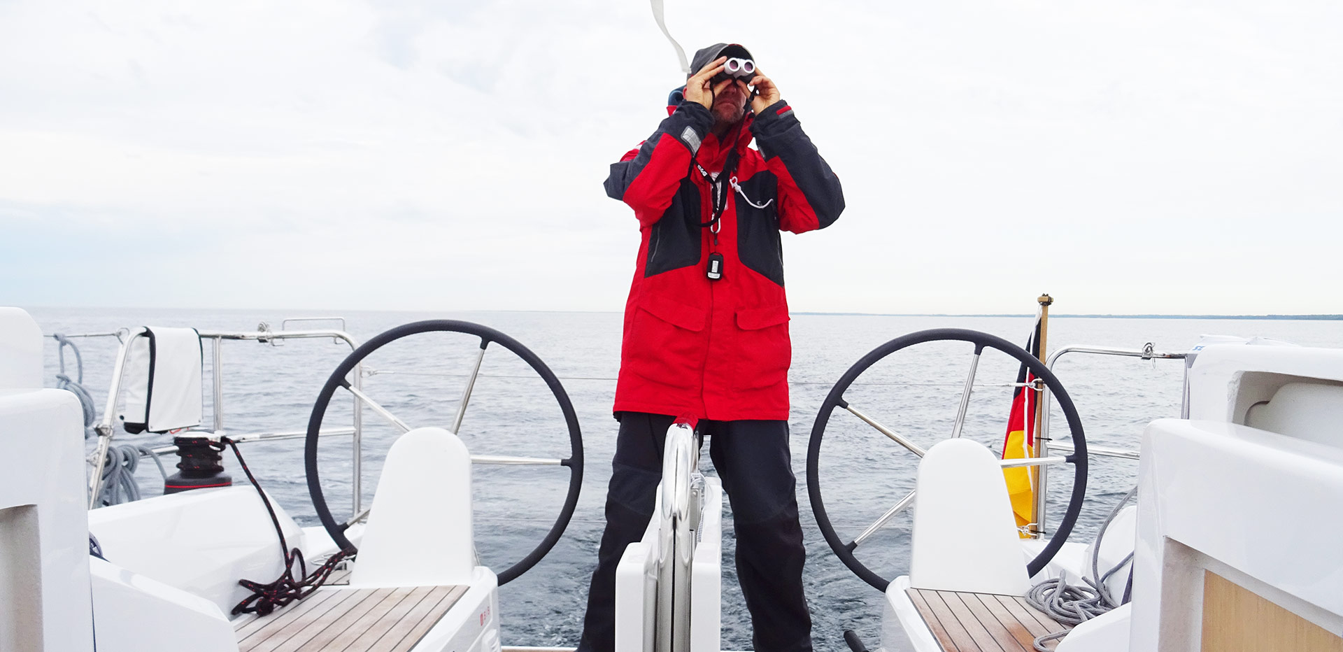 what is the steering wheel on a sailboat called