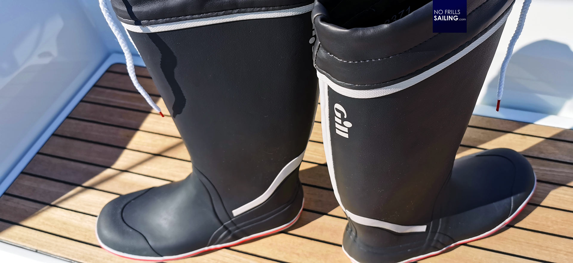 Short hot sale sailing boots