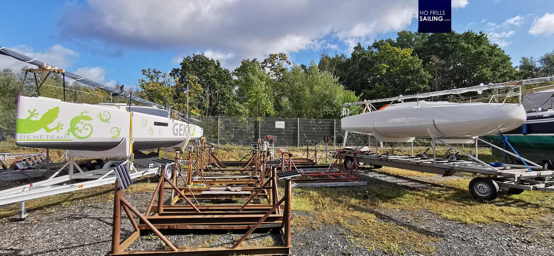 scow bow yacht