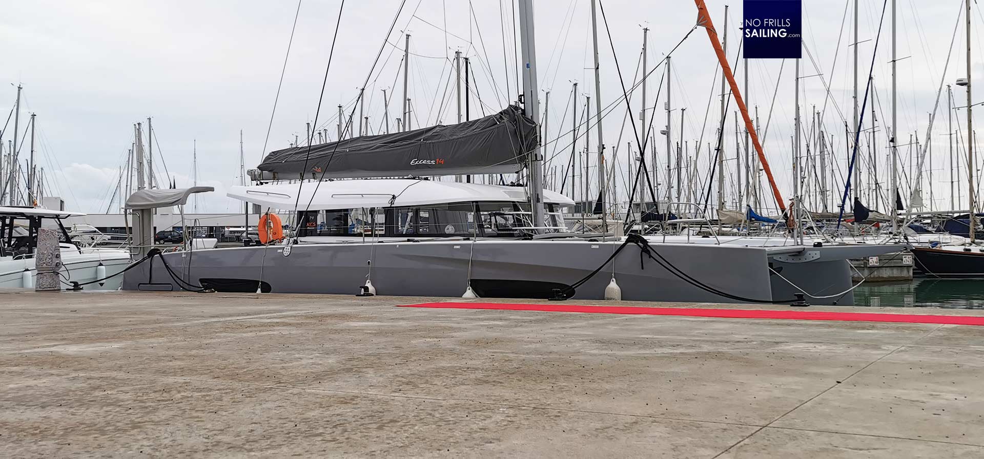 catamaran 14 metres